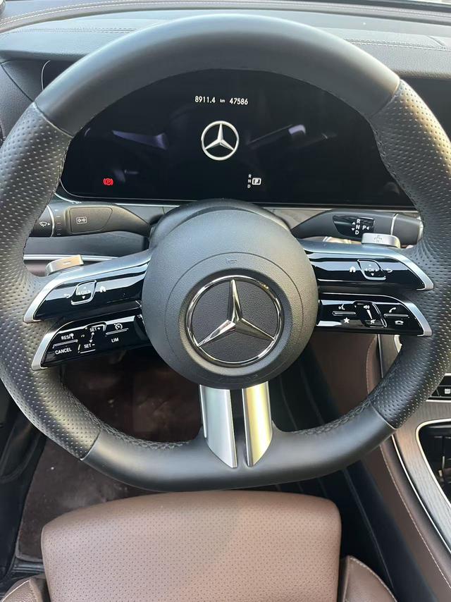 Mercedes-Benz Mercedes-Benz E-Class