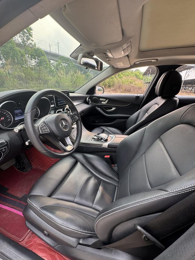 Mercedes-Benz Mercedes-Benz C-Class