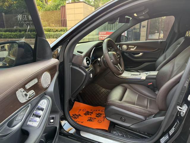 Mercedes-Benz Mercedes-Benz GLC