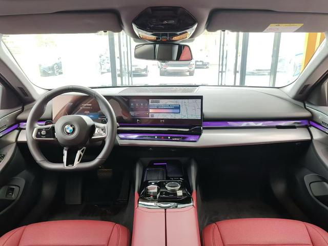 BMW BMW 5-Series