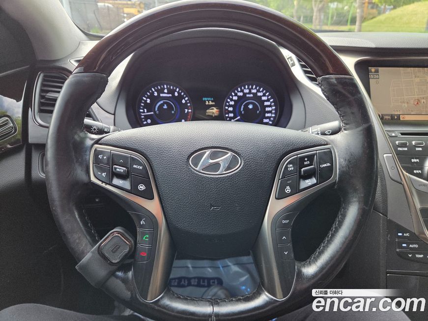 Hyundai Grandeur