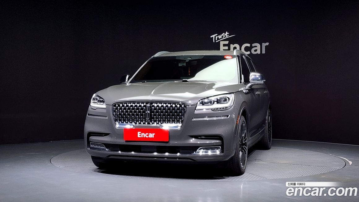 Lincoln Aviator