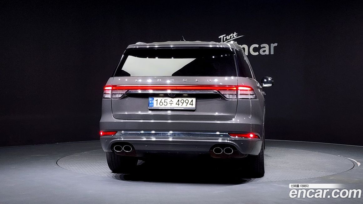 Lincoln Aviator