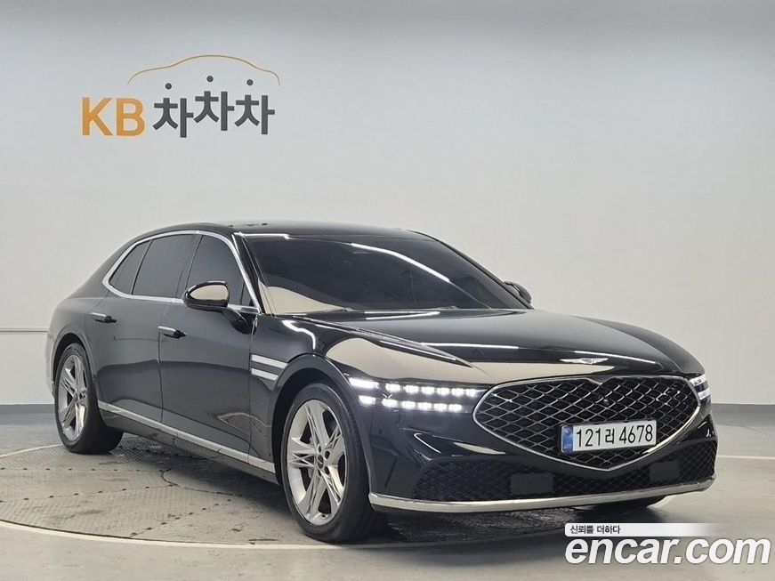 Genesis G90