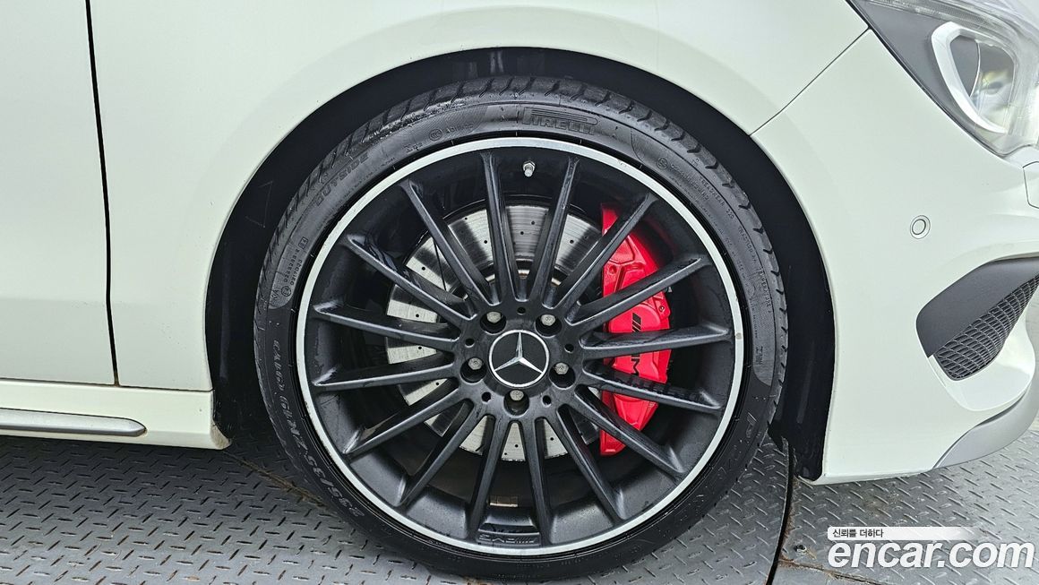 Mercedes-Benz CLA-Class