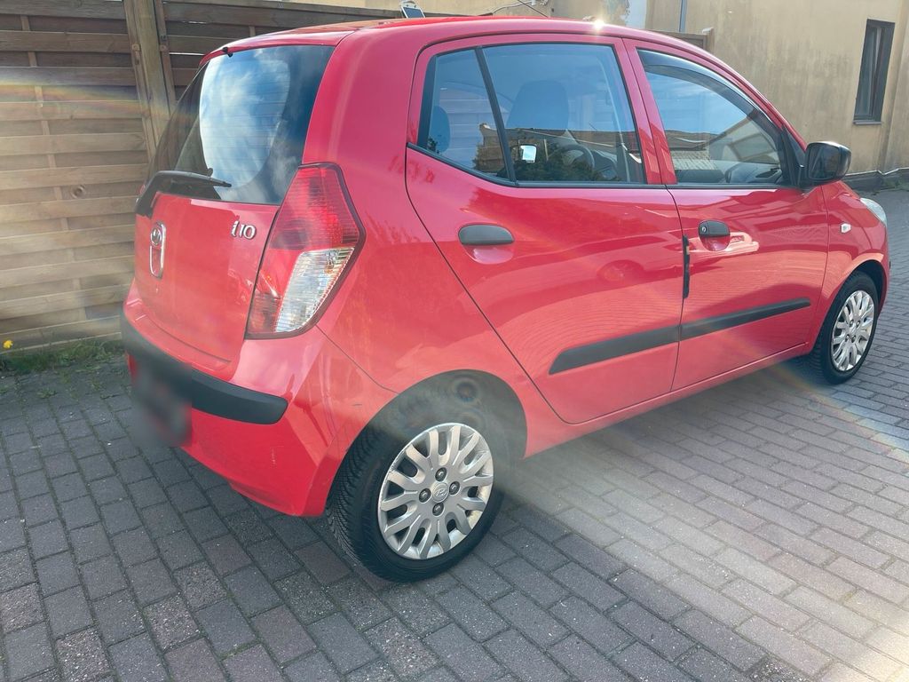 Hyundai i10