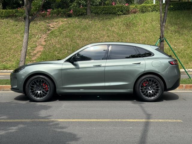 AITO Aito M5