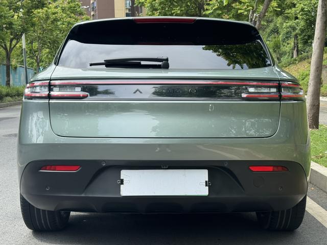 AITO Aito M5