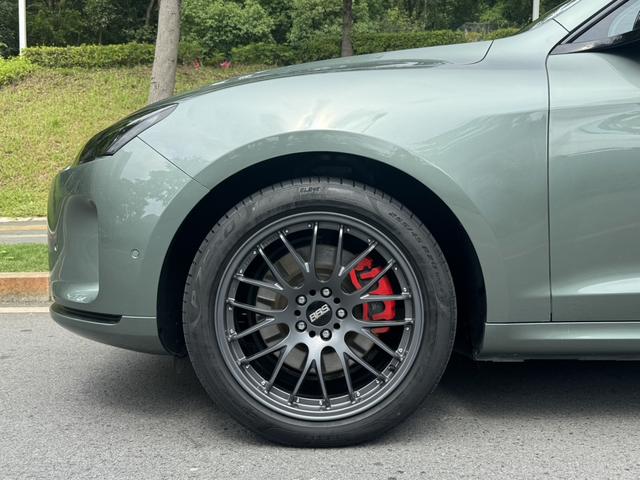 AITO Aito M5