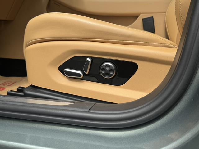 AITO Aito M5