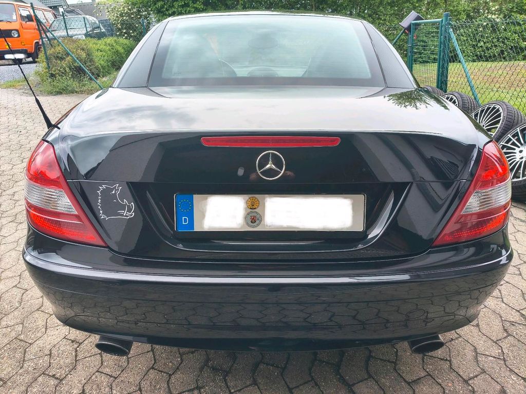 Mercedes-Benz SLK 200