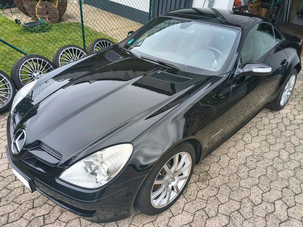 Mercedes-Benz SLK 200