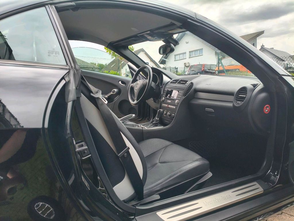 Mercedes-Benz SLK 200