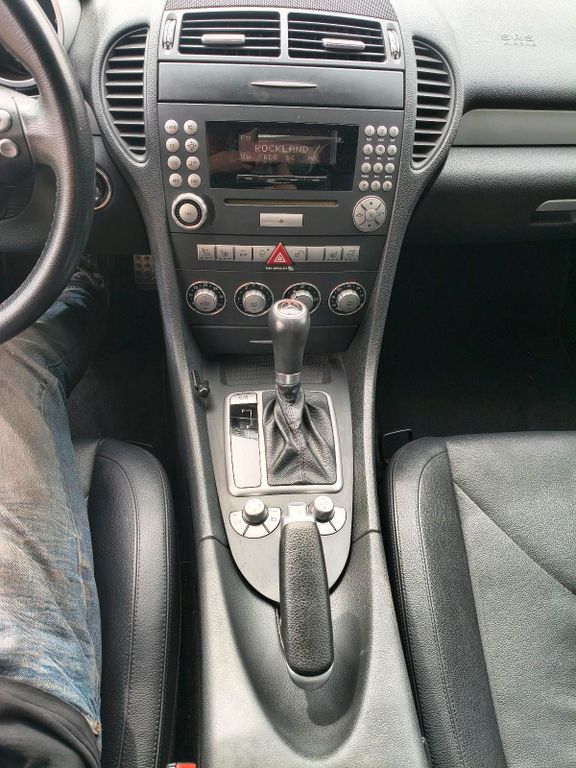 Mercedes-Benz SLK 200