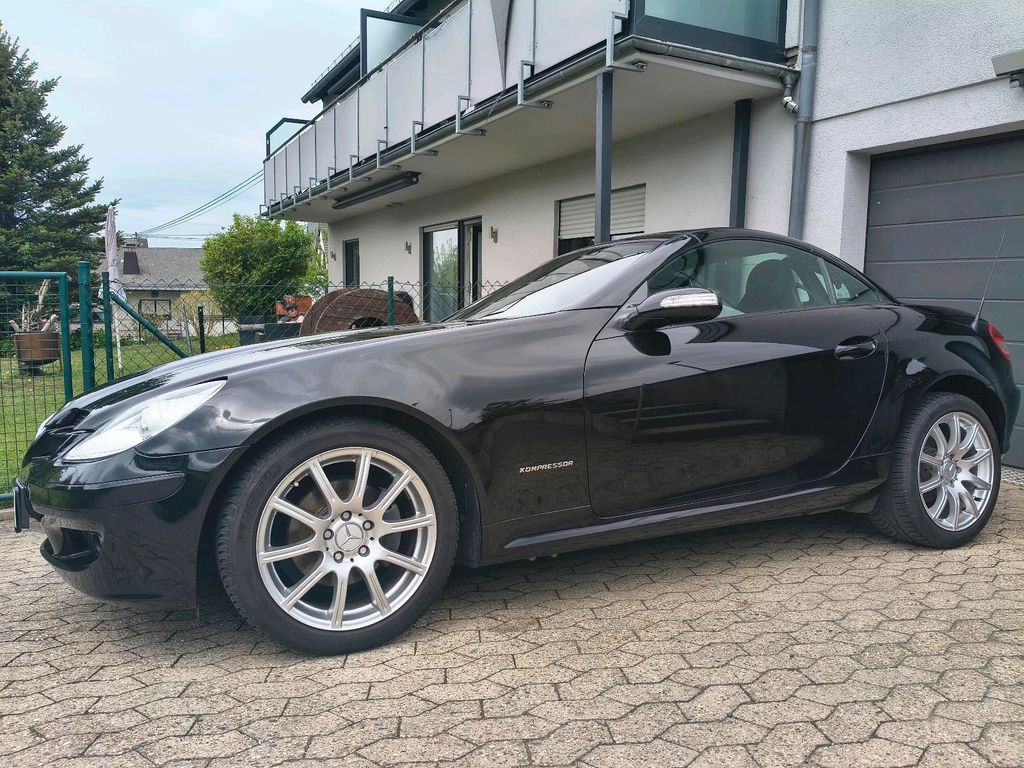 Mercedes-Benz SLK 200