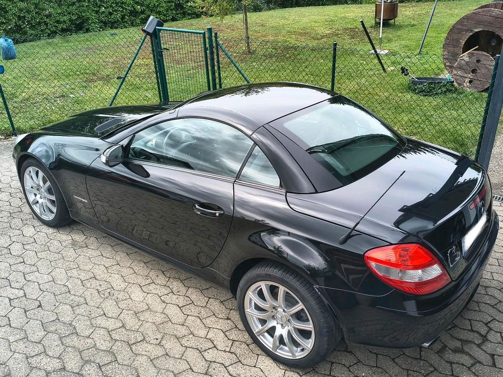 Mercedes-Benz SLK 200