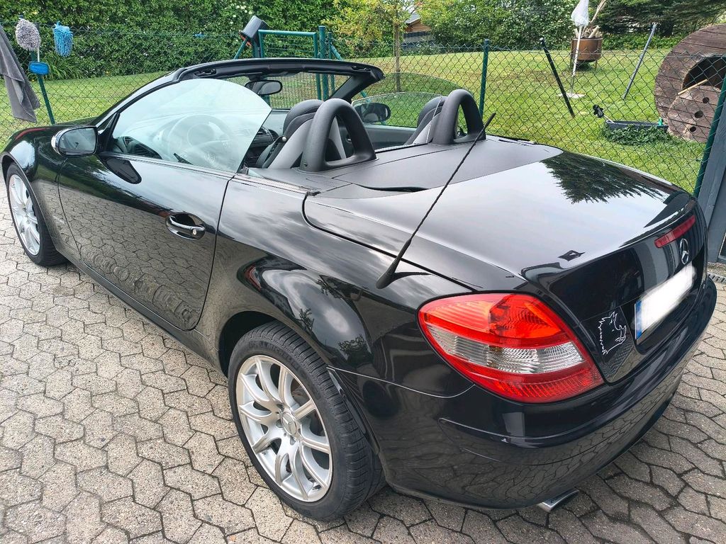 Mercedes-Benz SLK 200