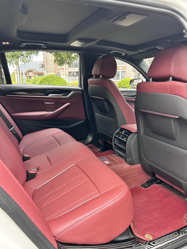 BMW BMW 5-Series