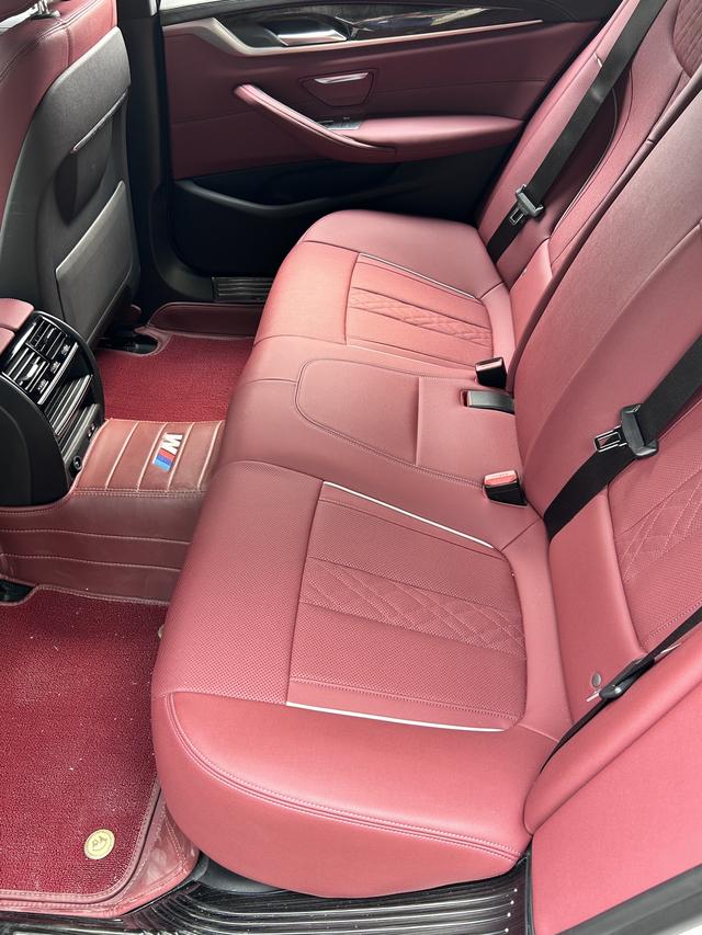 BMW BMW 5-Series