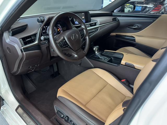 Lexus Lexus ES