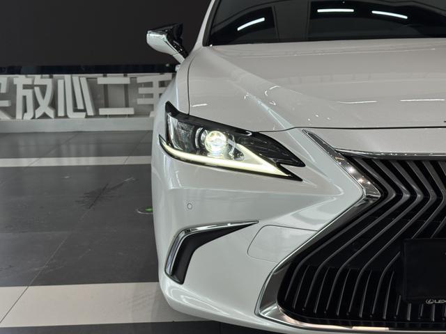 Lexus Lexus ES