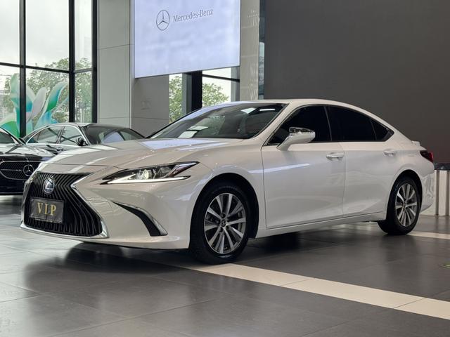 Lexus Lexus ES