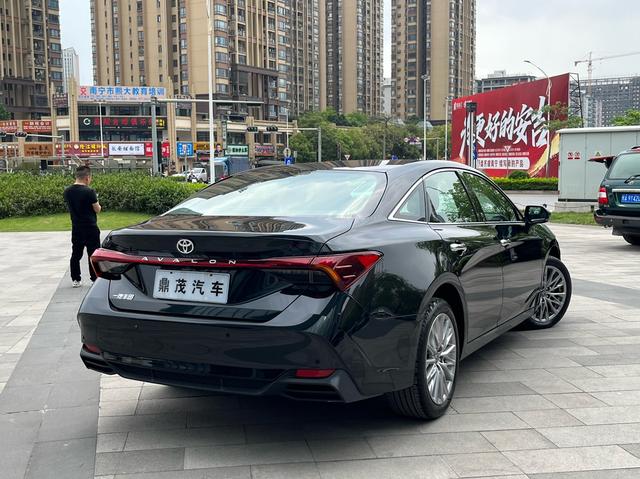 Toyota Avalon
