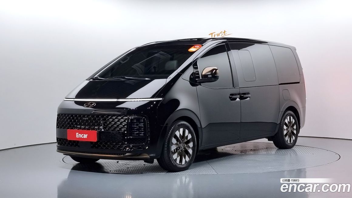 Hyundai Staria
