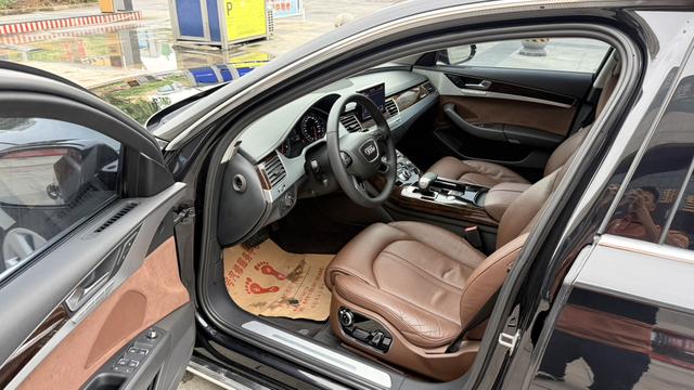 Audi Audi A8