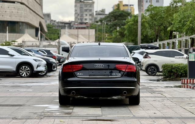 Audi Audi A8