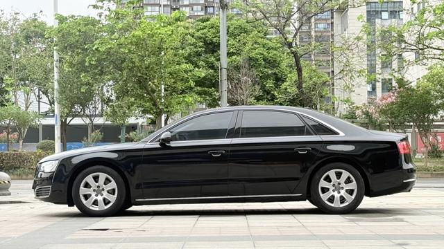 Audi Audi A8