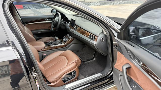 Audi Audi A8