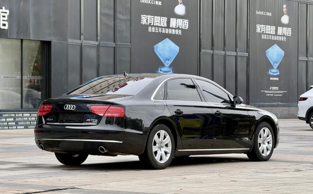 Audi Audi A8
