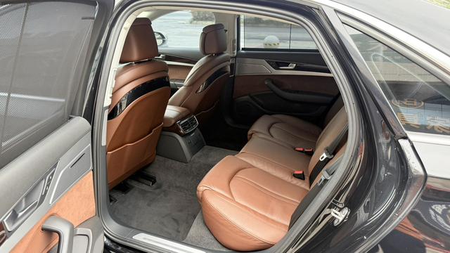 Audi Audi A8