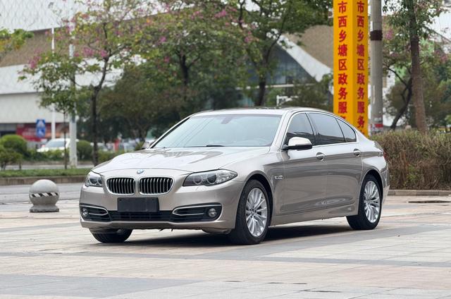 BMW BMW 5-Series