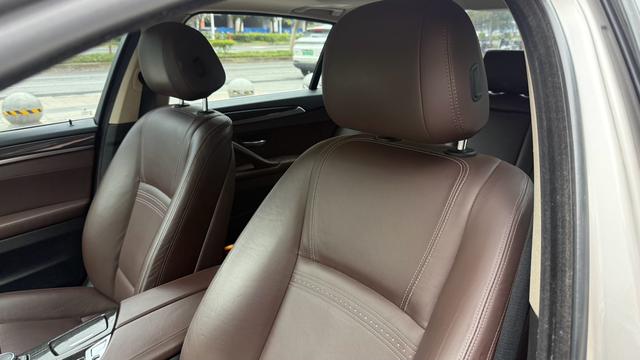 BMW BMW 5-Series