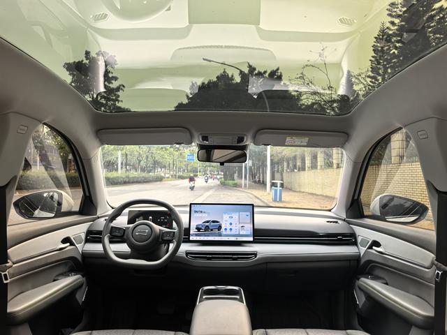 Besturn Yueyi 03