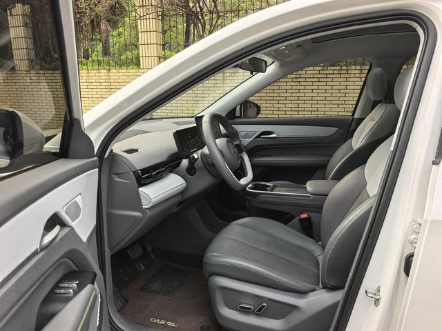 Besturn Yueyi 03