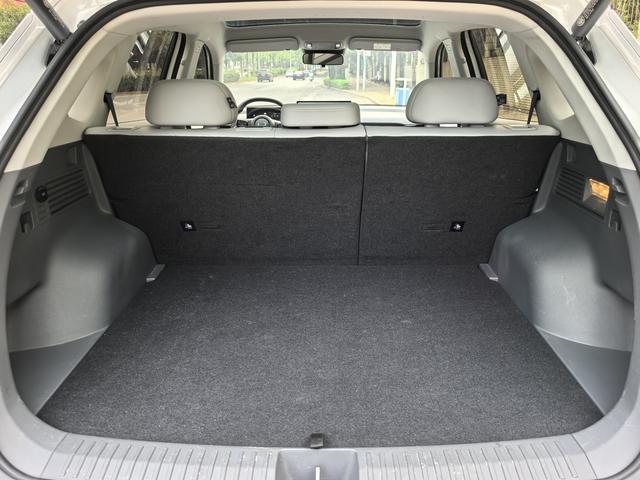Besturn Yueyi 03