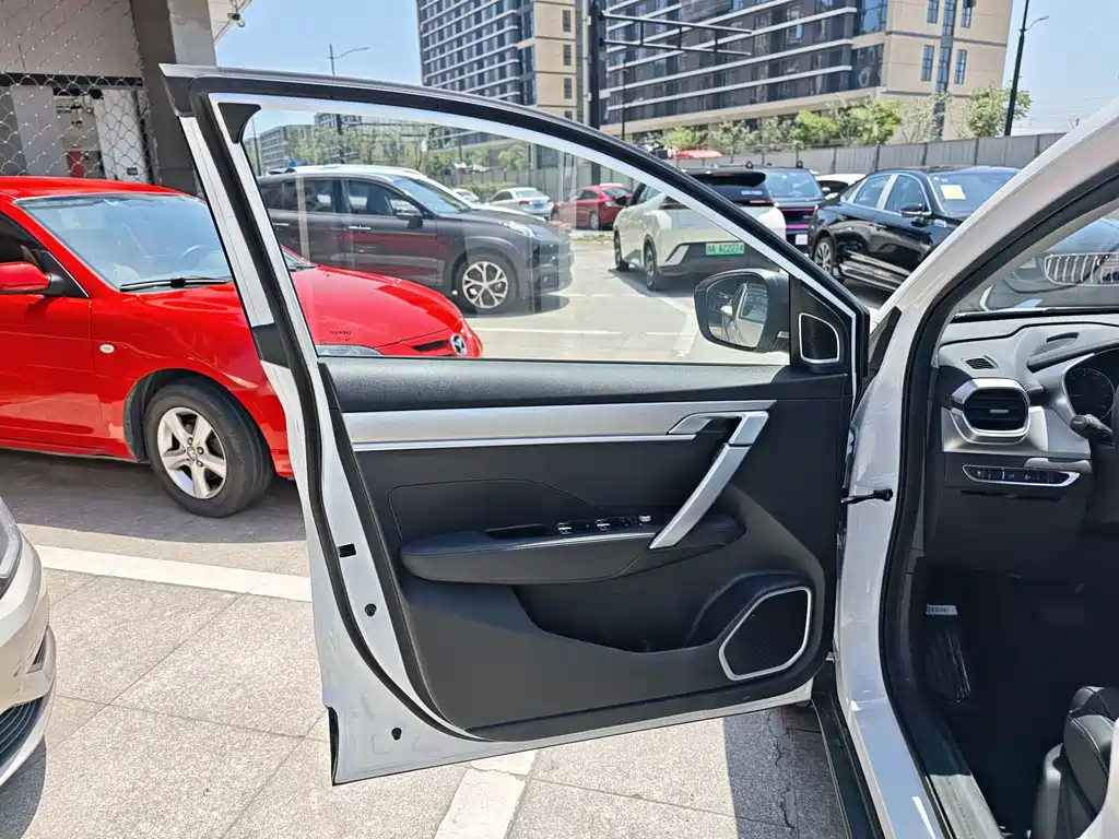 Geely Binyue