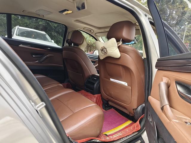 BMW BMW 5-Series