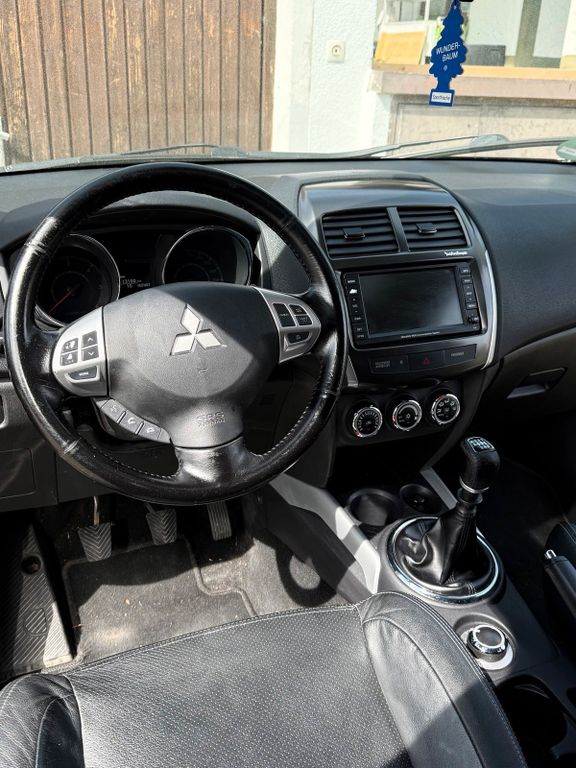 Mitsubishi ASX