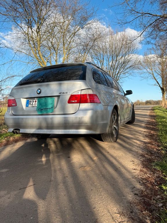BMW 523