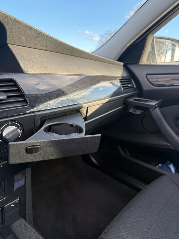 BMW 523