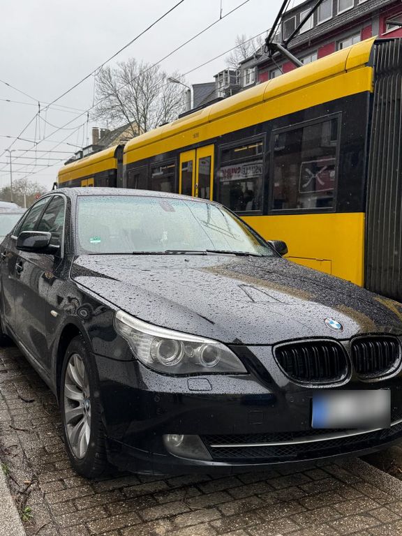 BMW 525
