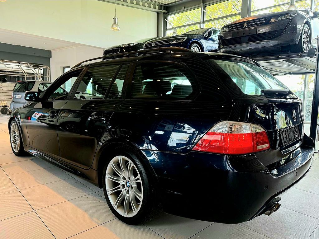 BMW 525