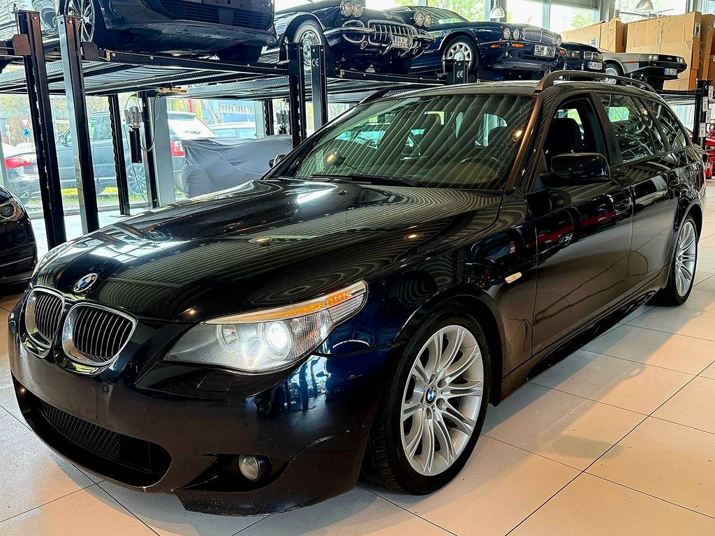 BMW 525
