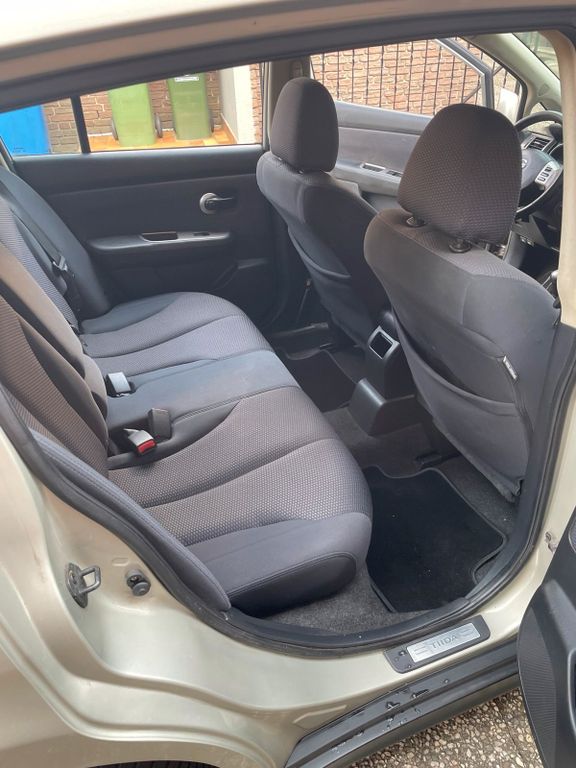 Nissan Tiida