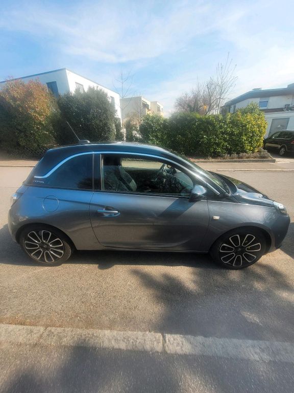 Opel Adam