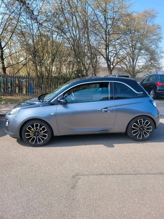Opel Adam